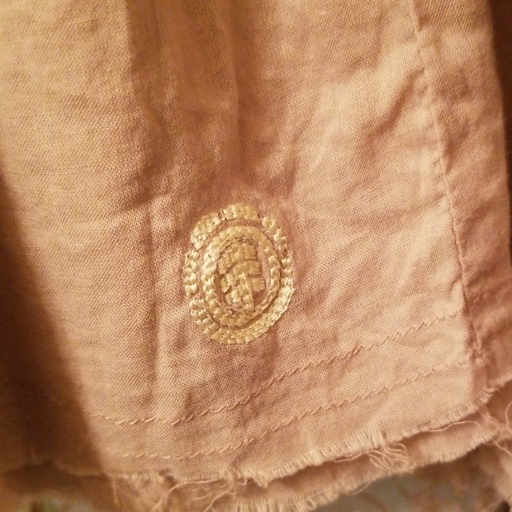 Super cute element top - Picture 4 of 4